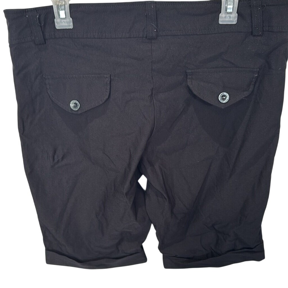 Ponny Tail USA Womens Black Bermuda Shorts Double Button Knee Length Size 16 - Picture 3 of 4